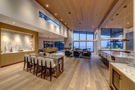 Heritage Peak Estate in Kadenwood Whistler - 5 Star Luxury Vacation Rental